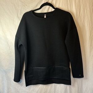 Fabletics Bre Long Sleeve Tunic Quilted Sweatshirt Black Size Medium